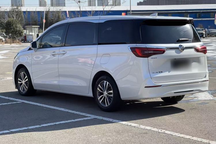 Used Buick GL8 2022 ES Landtrek 653T Comfort Edition