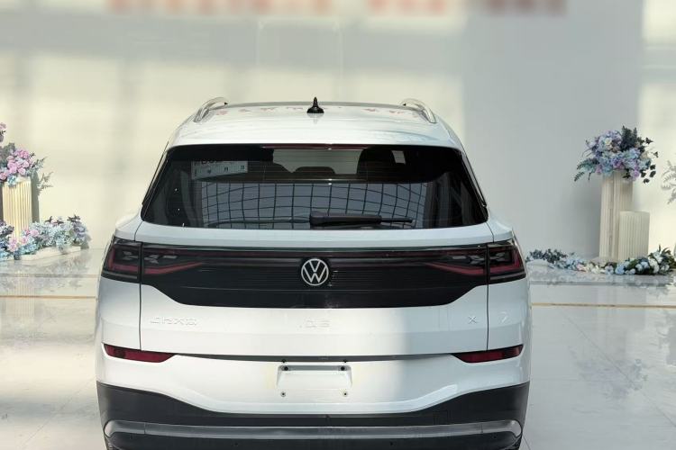 Used Volkswagen ID.6 X 2021 Pure Edition
