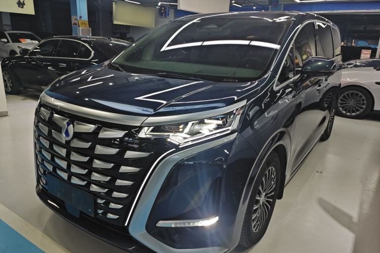 Used Denza D9 2022 DM-i 970 Four-Wheel Drive Flagship Model