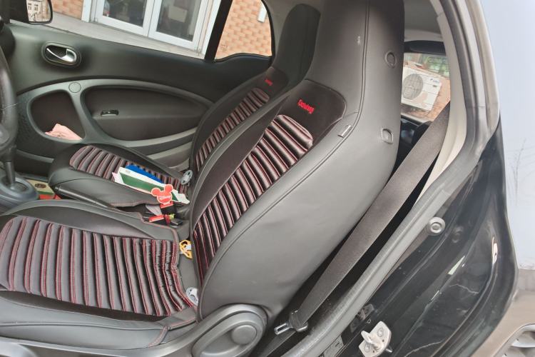 Used  fortwo 2015 1.0L 52 kW Hardtop Passion Edition
