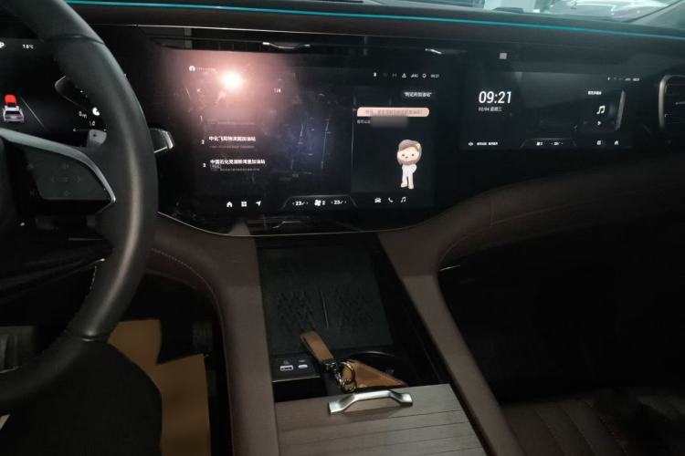 Used  Lanyue 2023 400T Four-Wheel Drive StarRui Edition 7 Seats
