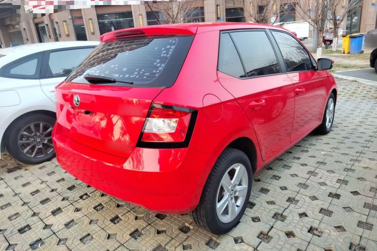Used Skoda Fabia 2017 1.4L Automatic Car Enjoy Edition
