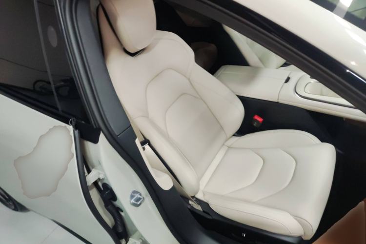 Used  SU7 2024 Rear-Drive Long-Range Intelligent Driving Version
