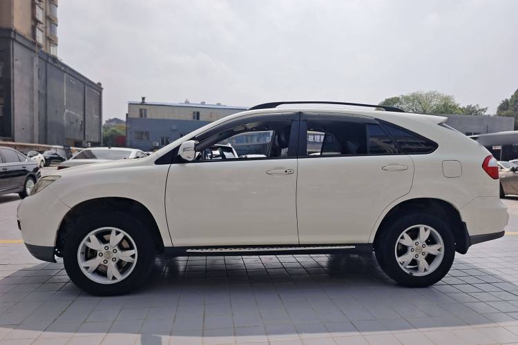 Used BYD S6 2014 2.0L Manual Luxury 5-Seater
