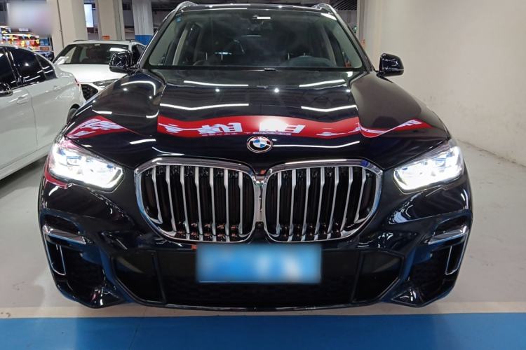 Used BMW X5 2022 Restyled xDrive 30Li Luxury Version M Sport Package
