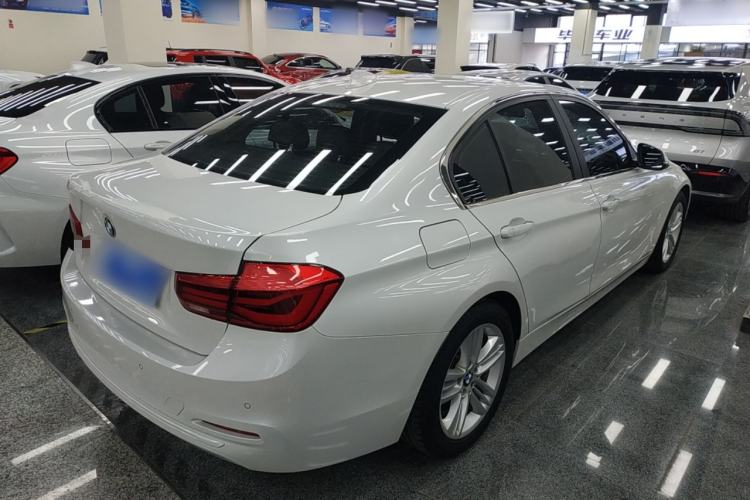 Used BMW 3 Series 2017 318i Fashion Model
