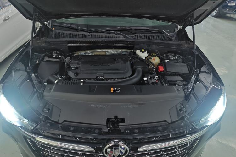 Used Buick Envision 2021 Encore Plus 652T Five-Seat All-Wheel-Drive Luxury Model
