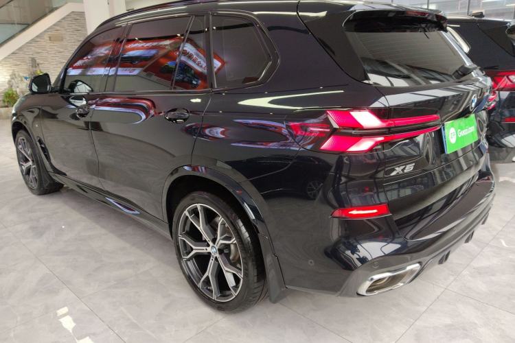 Used BMW X5 2023 xDrive 30Li Luxury M Sport Night Edition Package
