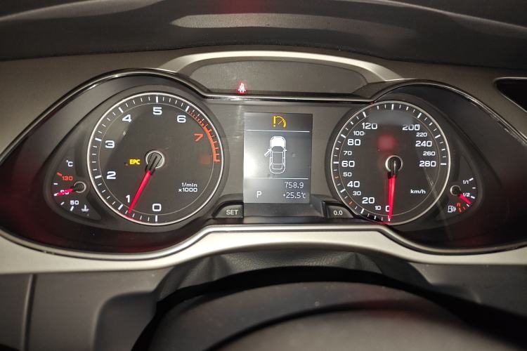 Used Audi A4L 2015 35 TFSI Automatic Standard Model
