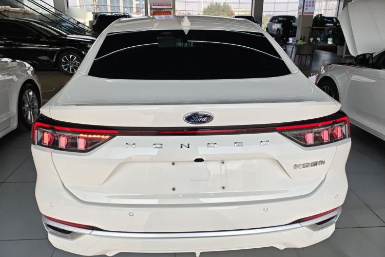 Used Ford Mondeo 2023 EcoBoost 180 Luxury Model
