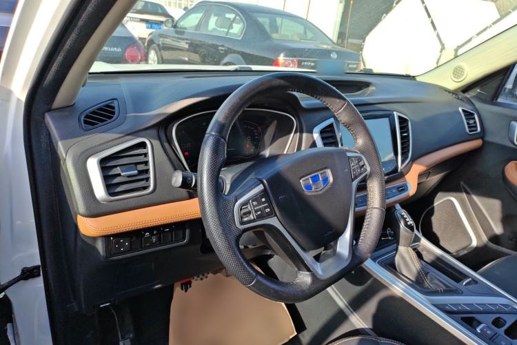 Used Geely Auto Vision X6 2019 1.4T CVT 4G Connected Luxury Version China VI Standard
