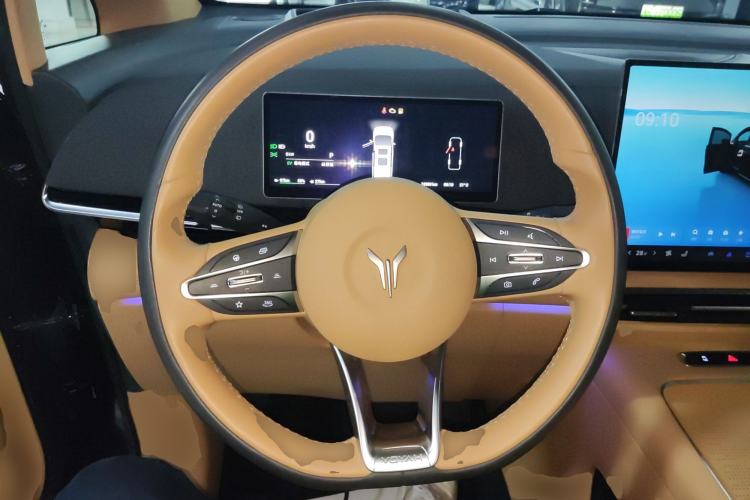 Used VOYAH Dream 2025 PHEV Four-Wheel-Drive Flagship Kunpeng Edition
