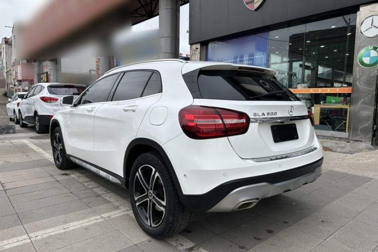 Used Mercedes-Benz GLA 2018 GLA 200 Fashion Model
