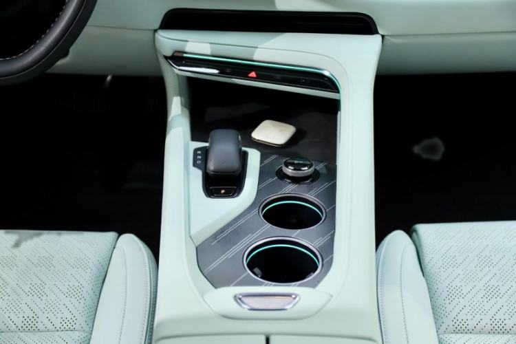 Used Zeekr 001 2024 WE Edition 100 kWh Rear-Drive
