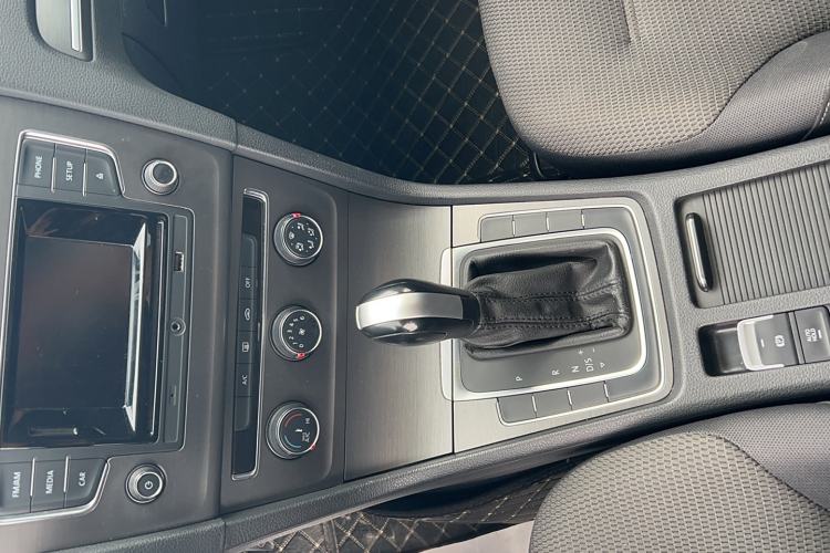 Used Volkswagen Golf 2016 1.6L Automatic Comfort Model
