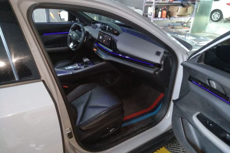 Used Changan UNI-V 2022 1.5T Prestige Version