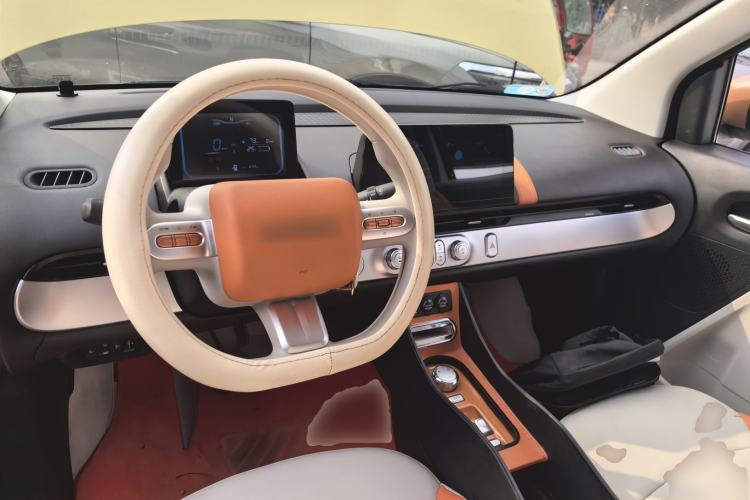 Used  Lumin 2023 301km Honey Dew Edition
