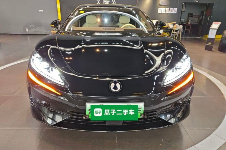 Used Denza Z9 2024 1100 km All-Wheel-Drive Ultra Version