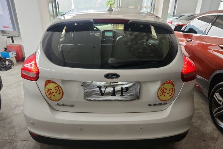 Used Ford Focus 2017 Hatchback 1.6L Automatic Fashion Edition Smart Drive Version