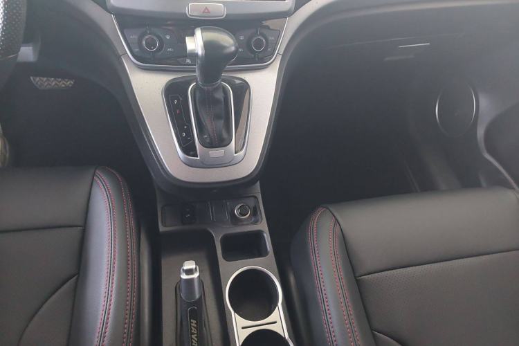 Used Haval M6 2017 1.5T Automatic Two-Wheel Drive Urban Model
