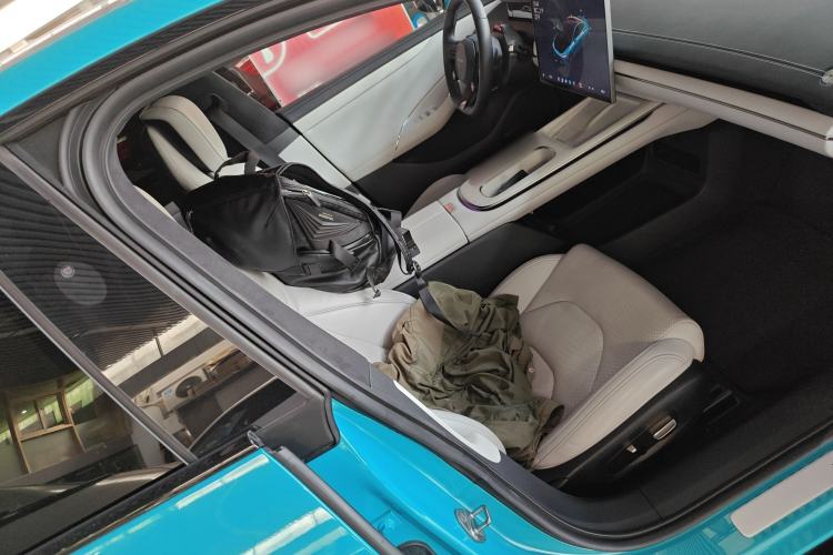 Used  SU7 2024 Four-Wheel Drive Ultra-Long Range Advanced Intelligent Driving Max Edition