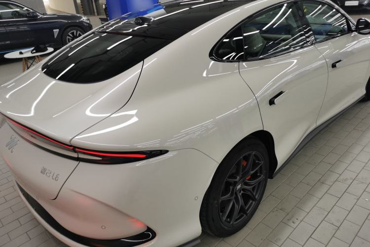 Used  L6 2024 Max Standard Edition