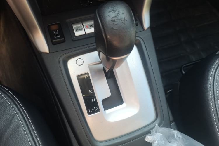 Used Subaru Forester 2014 2.0i Automatic Luxury Edition
