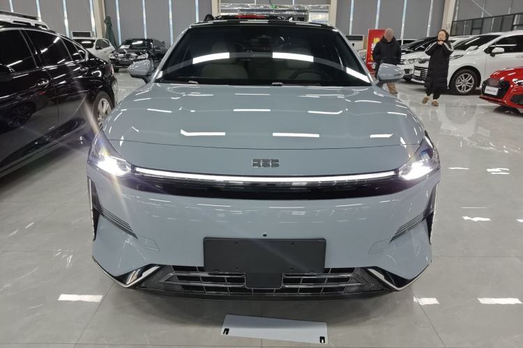 Used  L6 2023 125km Starship