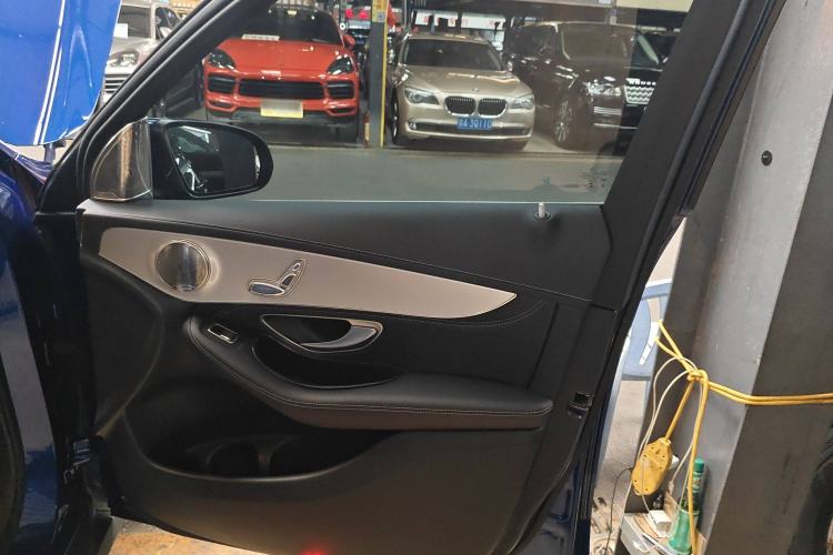 Used Mercedes-Benz GLC 2020 GLC 260 L 4MATIC Dynamic Model
