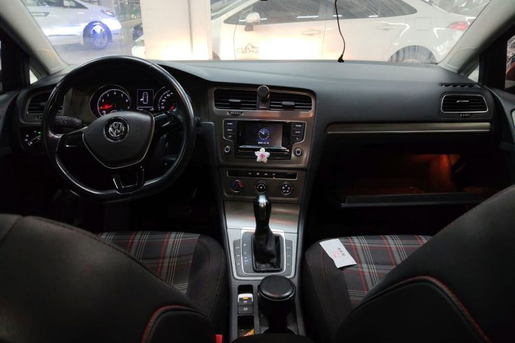 Used Volkswagen Golf 2016 1.6L Automatic Comfort Model