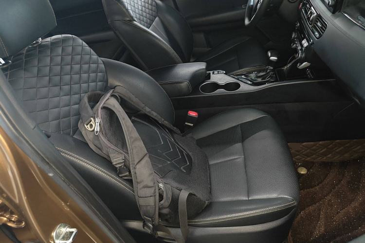 Used Kia KX7 2017 2.0T Automatic Two-Wheel Drive GLS 7-Seater