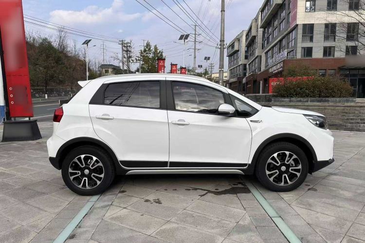 Used Geely Auto Vision X3 2017 1.5L Manual Elite Model