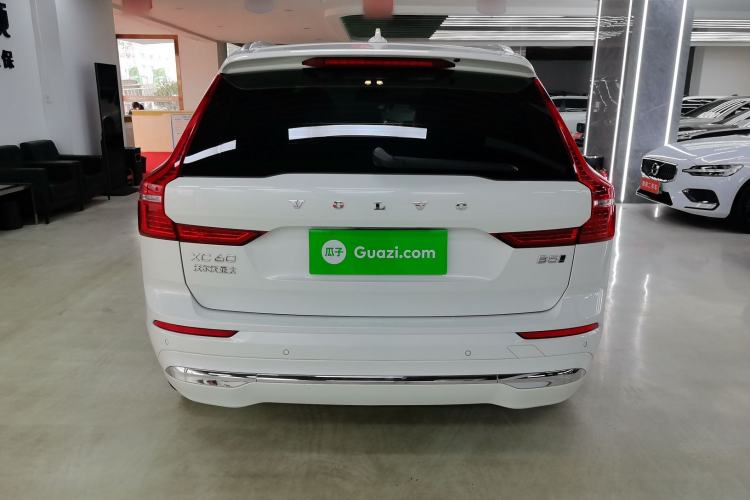 Used Volvo XC60 2024 B5 4x4 Smart Luxury Edition