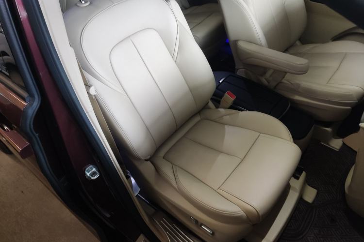 Used Buick GL8 2022 ES Landtrek 653T Luxury Edition
