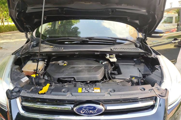 Used Ford Kuga 2013 1.6L GTDi Two-Wheel-Drive Trend Model
