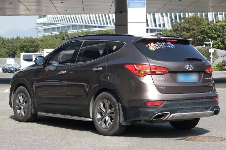 Used Hyundai Santa Fe 2015 2.0T Automatic Two-Wheel Drive Smart Version 5 Seats
