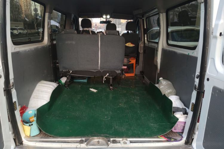 Used SAIC MAXUS Xintu V80 2023 2.0T Manual Classic Aoyuntong Power Version Short Wheelbase Mid-Height 5/6-Seater