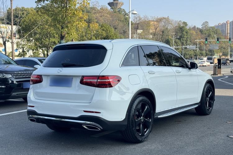 Used Mercedes-Benz GLC 2019 Facelift GLC 260 L 4MATIC Luxury Model
