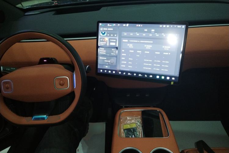 Used  E07 2025 Extended-Range Two-Wheel Drive 39 kWh Max Intelligent Driving Version