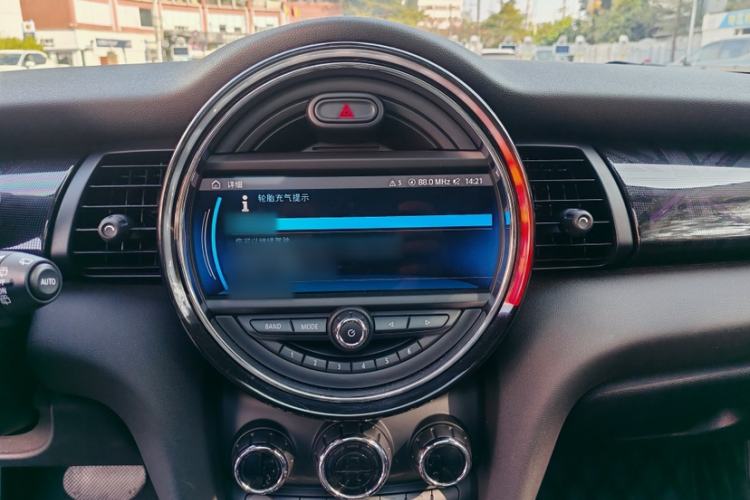 Used  MINI 2021 1.5T COOPER Artist
