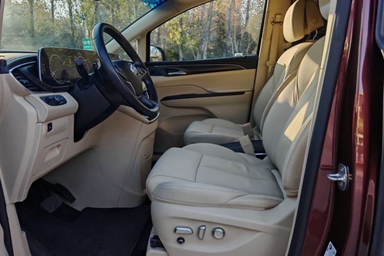 Used Buick GL8 2023 ES Lu Zun Deluxe Model
