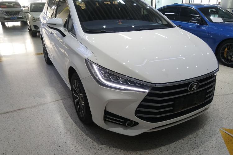 Used BYD Song MAX 2019 1.5T Automatic Smart Connect Ruiyi Sunroof Model 7 Seats China VI Standard