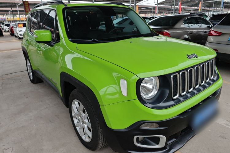 Used  Renegade 2018 Connected Large Screen Version 180T Automatic High-Energy Edition
