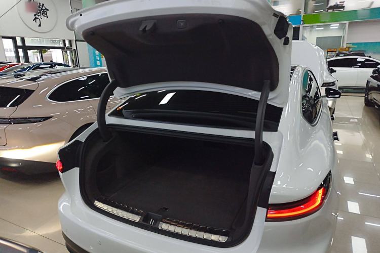 Used Nio ET7 2024 75 kWh Executive Signature Edition
