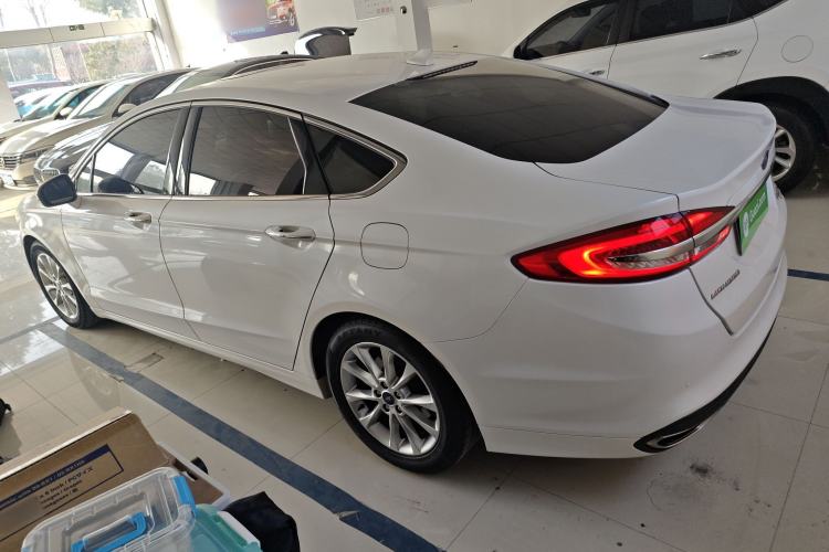 Used Ford Mondeo 2017 EcoBoost 180 Comfort Model
