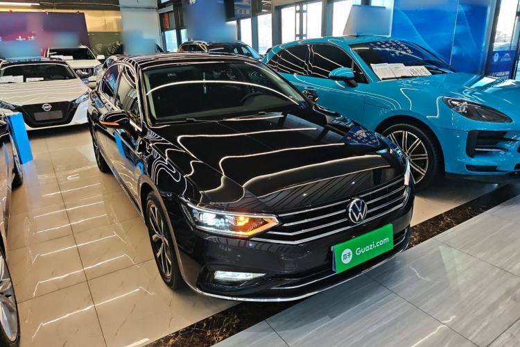 Used Volkswagen Magotan 2020 330TSI DSG Leading Model
