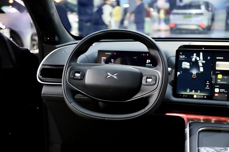 Used XPeng G9 2025 725 with Ultra-Long Range Max
