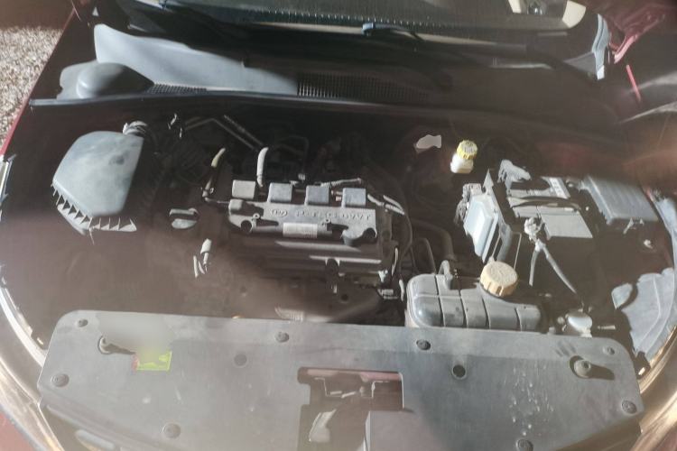 Used Baojun 310W 2017 1.5L Manual Fashion Model China V
