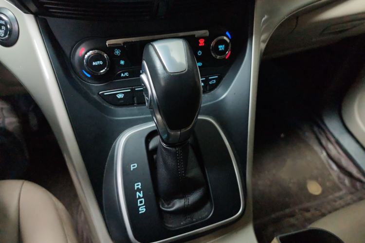 Used Ford Kuga 2013 2.0L GTDi Four-Wheel Drive Premium Model
