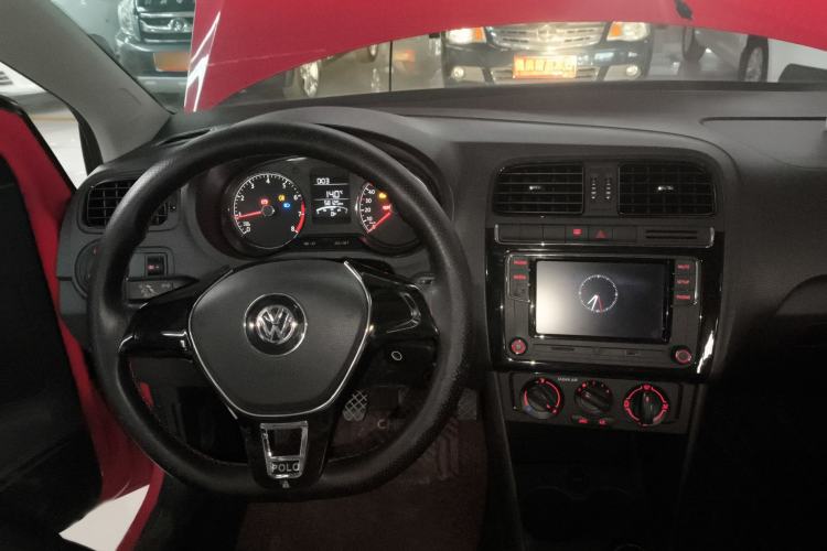 Used Volkswagen Polo 2016 1.4L Manual Fashion Model
